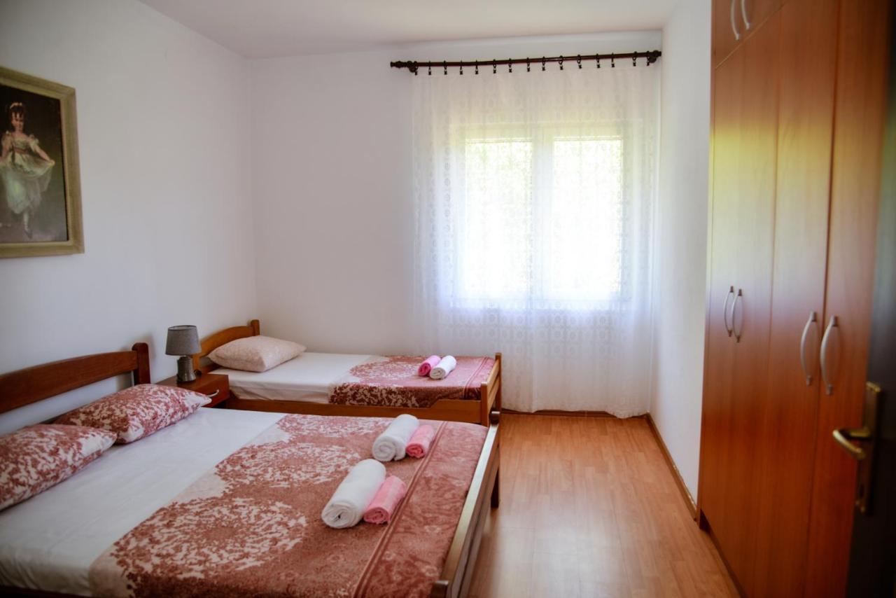 Apartment Nikola Kotor Exterior photo